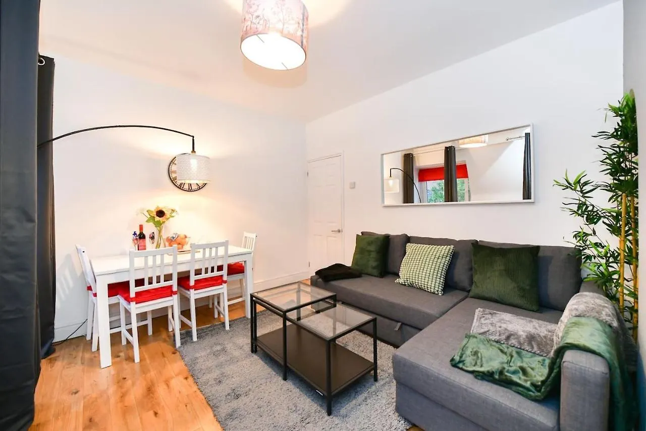 Apartment Plumstead Luxury Accommodation London